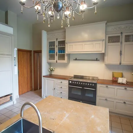 度假居 Luxury Estate With Pool & Spa, Cleaning Included *