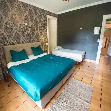 Luxury Estate With Pool & Spa, Cleaning Included 度假居 Jamoigne